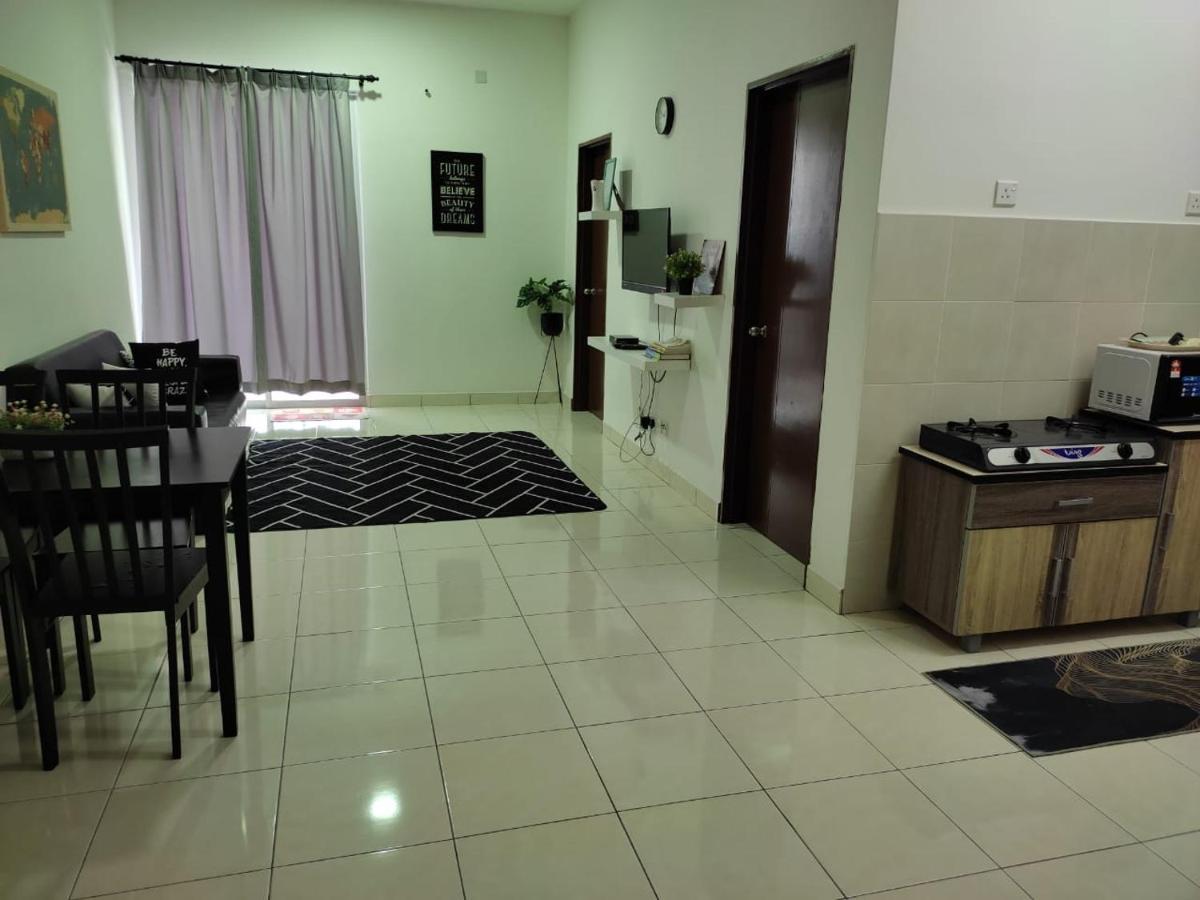 Homestay Semenyih 3 Bedroom Apartment By Kasyaf Exterior foto