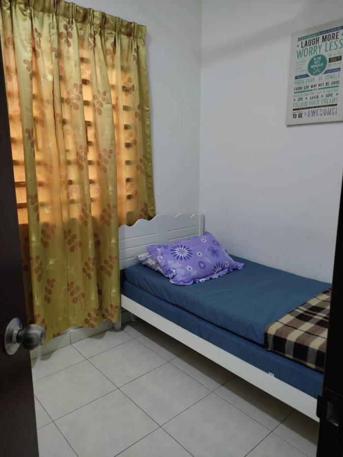 Homestay Semenyih 3 Bedroom Apartment By Kasyaf Exterior foto