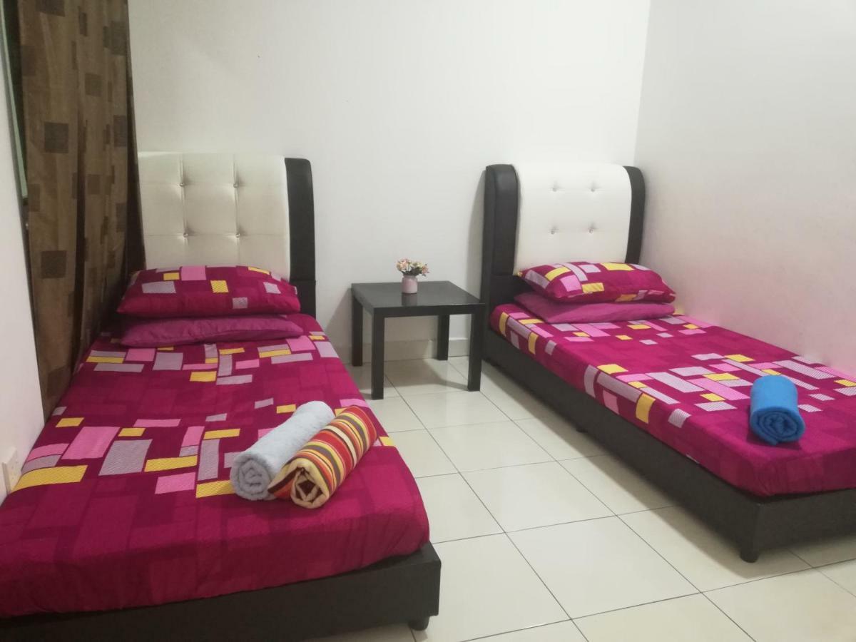 Homestay Semenyih 3 Bedroom Apartment By Kasyaf Exterior foto