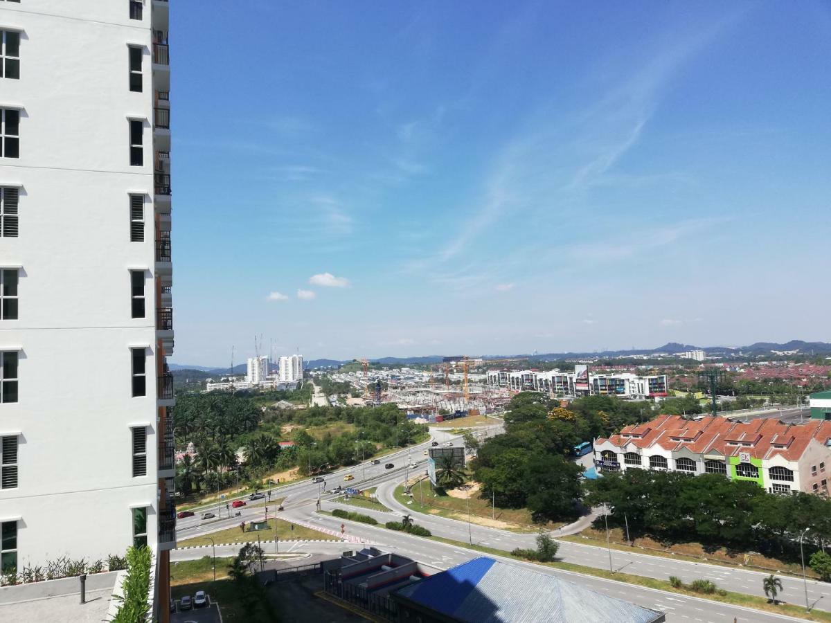 Homestay Semenyih 3 Bedroom Apartment By Kasyaf Exterior foto